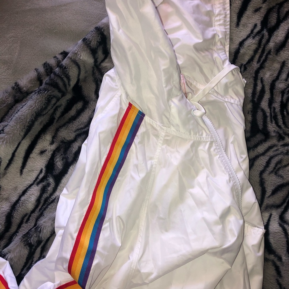 100% Polyester jacket - Picture 3 of 4